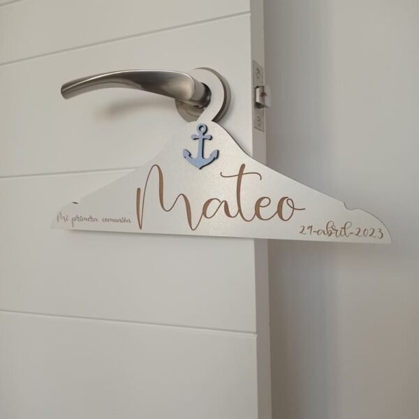 Percha personalizada infantil comunión