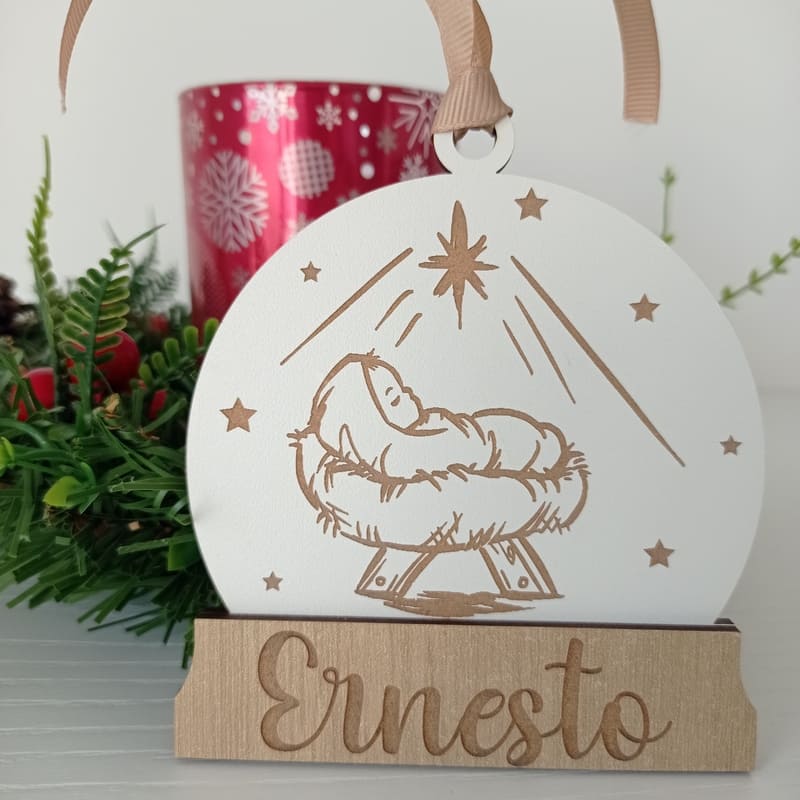 Bola de Navidad de madera personalizada (nieve 17)