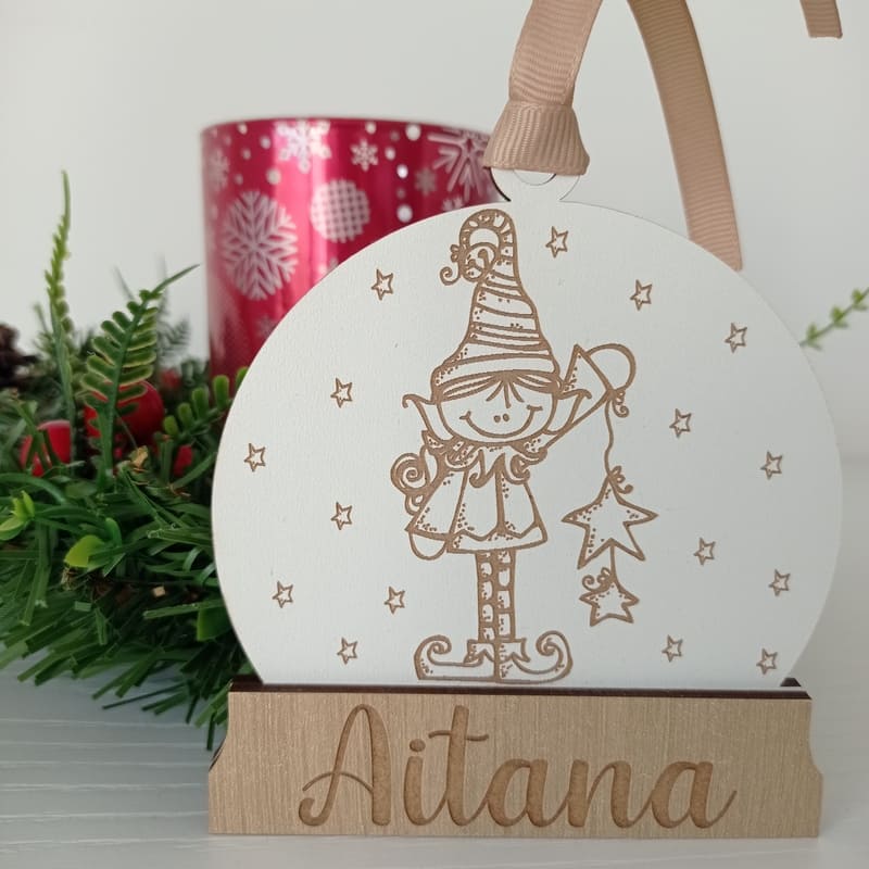 Bola de Navidad de madera personalizada (nieve 22)