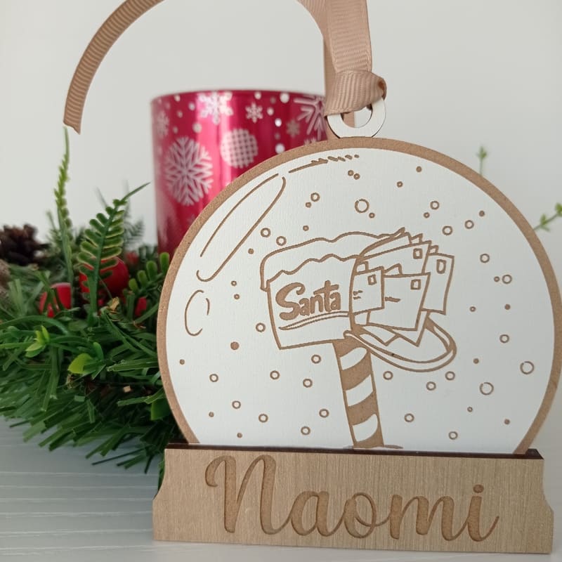 Bola de Navidad de madera personalizada (nieve 6)