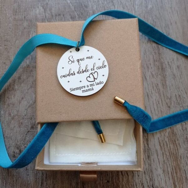 medalla para ramo de novia personalizada 12