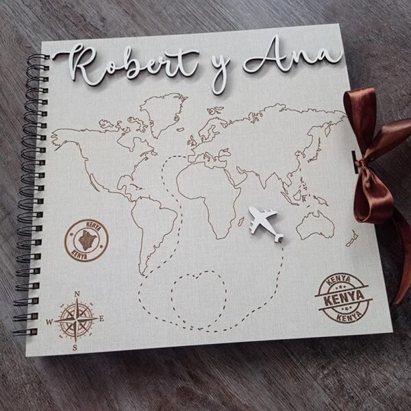 Álbum de viajes de madera personalizado