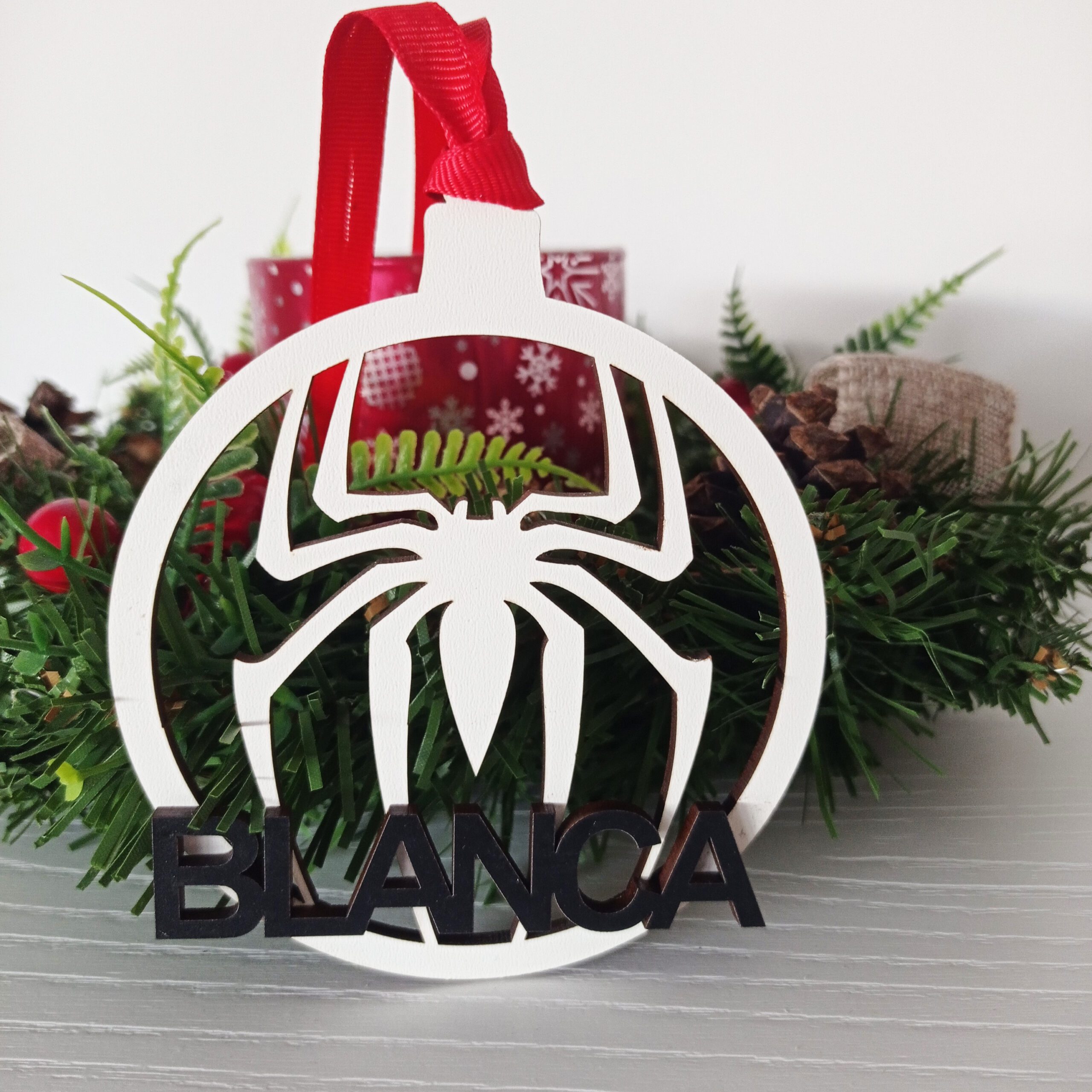 Bola de Navidad de madera personalizada (spider)