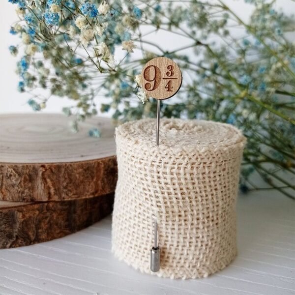 Alfiler de madera para boda Harry