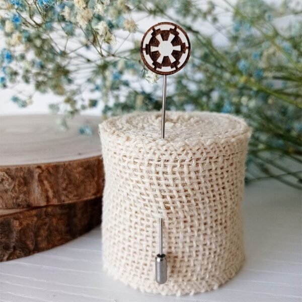 Alfiler de madera para boda Star