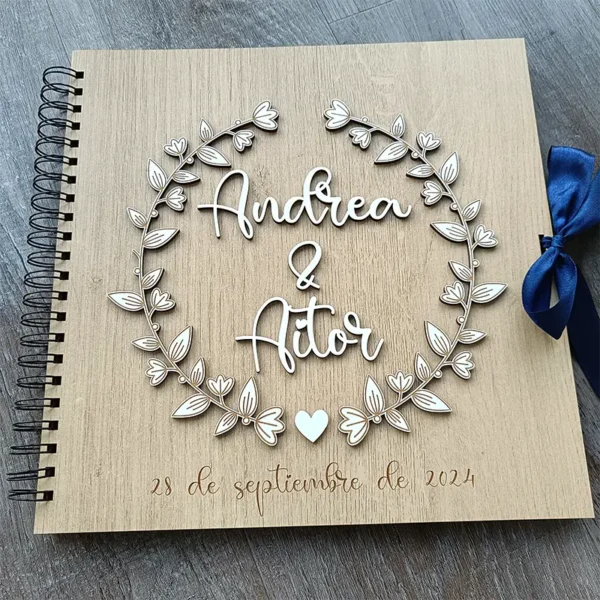 Libro de firmas personalizado de madera